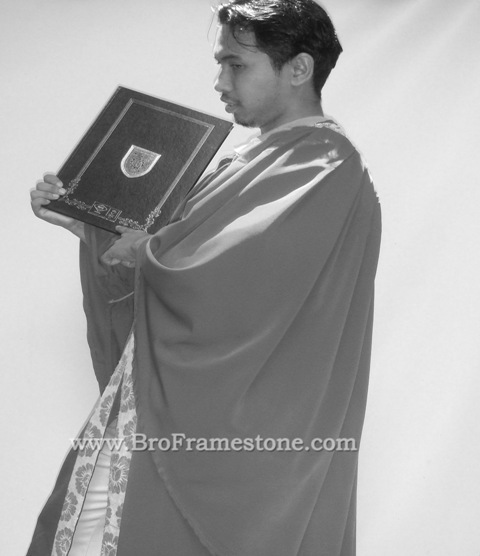 Black White Broframestone