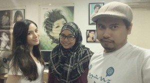 Namee Roslan Ruby Bro Framestone