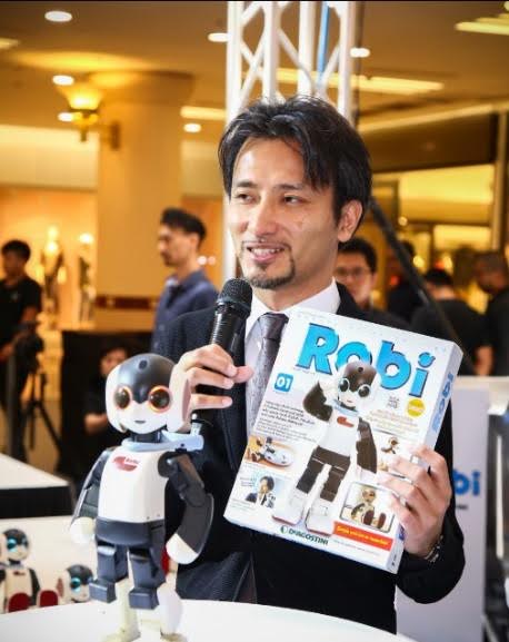 Robi – Robot Pertama Bertutur Bahasa Manglish di Dunia Kini Berada Di Malaysia