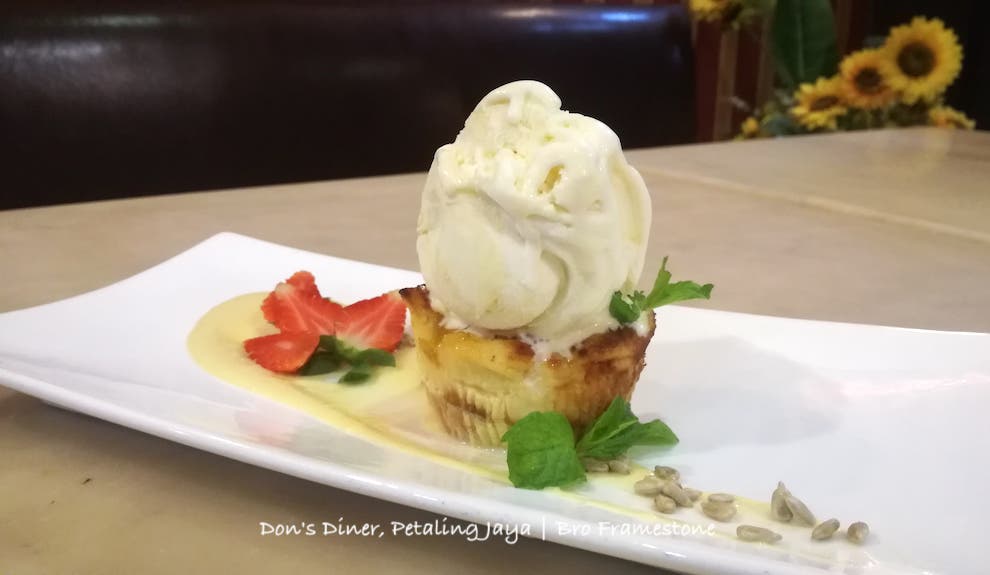 Bread Butter Pudding Don's Diner