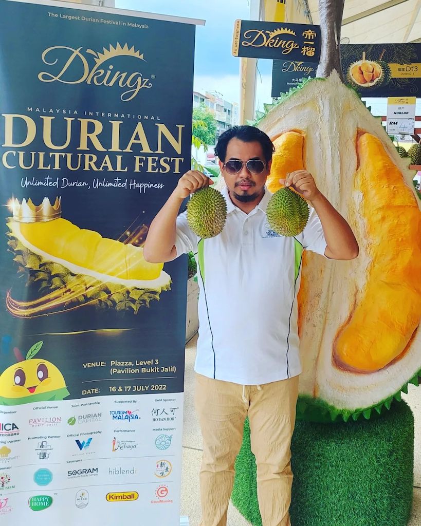 DKing Hantu Durian