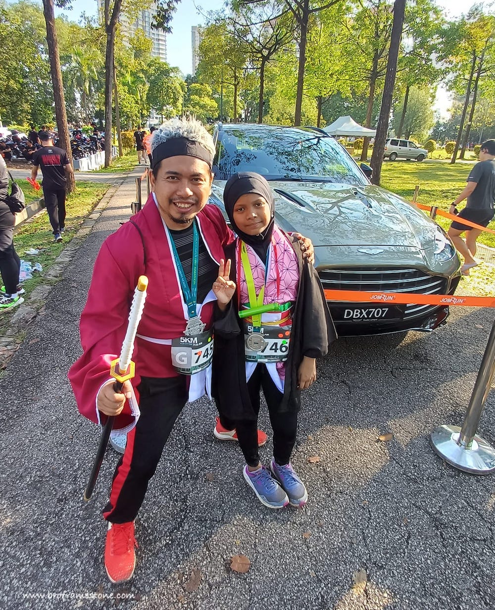 Bro Samurai Kereta Aston Martin Half Marathon 2024