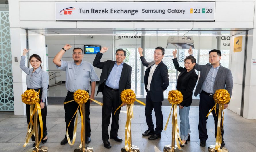 Stesen MRT Tun Razak Exchange (TRX) Samsung Galaxy
