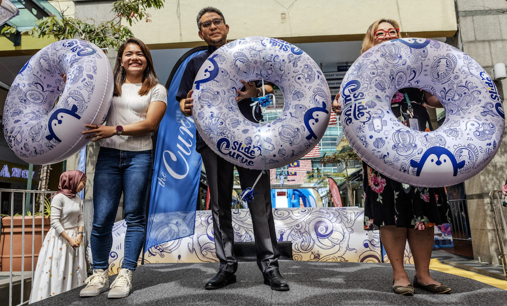 Slide the Curve, Damansara