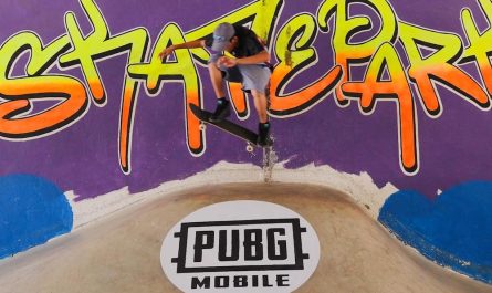 PUBG MOBILE Gegar KL Dengan Skate Jam & Hoverboard