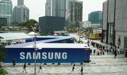 The Samsung Unfold Club, The Exchange TRX