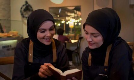 Light in Transit Qalbox by Muslim Pro