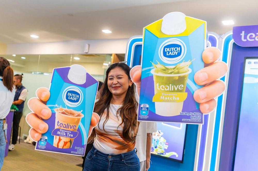 Tealive dan Dutch Lady Perkenalkan MooTea dan MeowCha