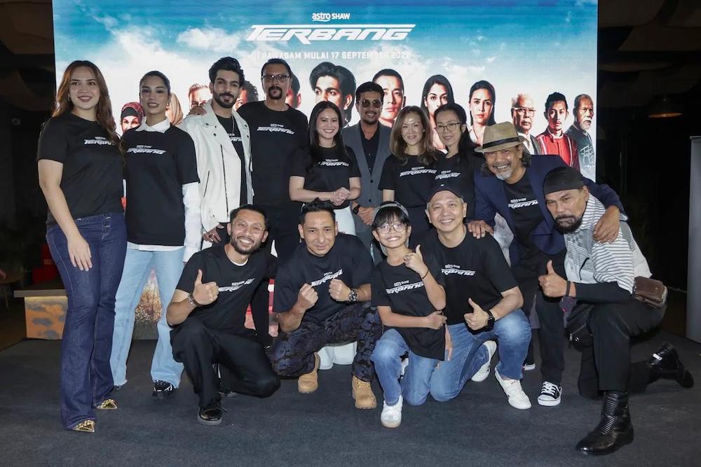 Cast Filem Terbang Cast Filem Terbang