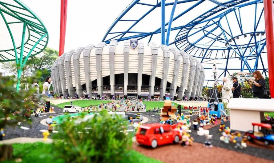 Stadium Sultan Ibrahim JDT Dalam Bentuk LEGO di LEGOLAND Malaysia